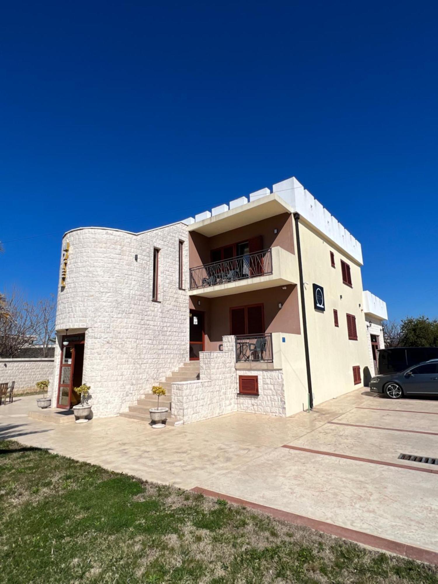 Motel Zeta Lux Mitrovici  Exterior foto